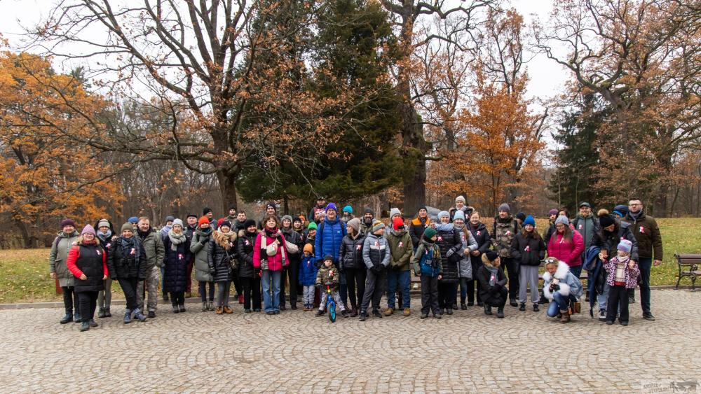 Fotografia&#x20;przedstawia&#x20;uczestników&#x20;&#x22;Białowieskiego&#x20;Weekendu&#x20;Niepodległości&#x22;&#x2c;&#x20;fot&#x2e;&#x20;Andrzej&#x20;Szypulski